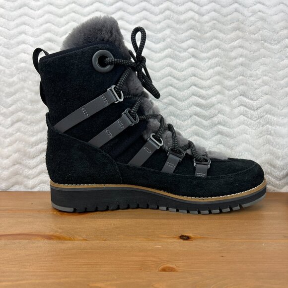 Cole Haan Womens Boots Zerogrand Lux Hiker Water Resistant Shearling Fur Sz 7.5B - Picture 6 of 10